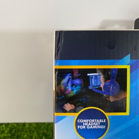 Sonic The Hedgehog Gaming Headset with Communication Mic Blue Red - Picture 3 of 10